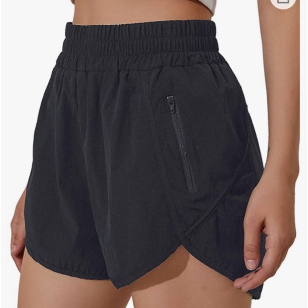 Dark navy shorts size L- these are the shorts that are like lulu